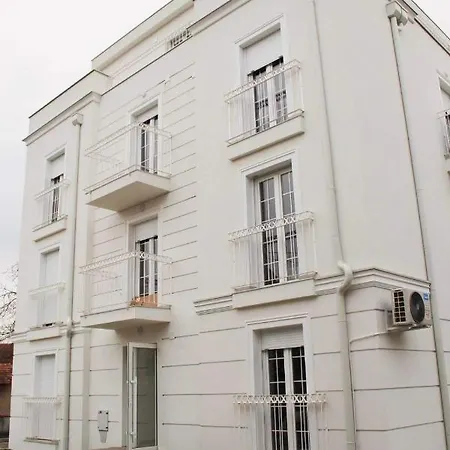 Apartment Atria Ii *